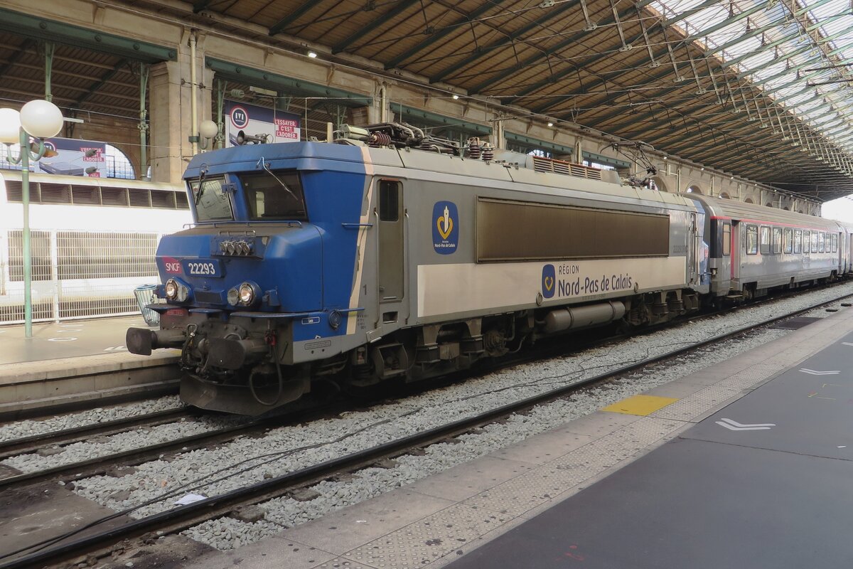 SNCF 22293 enters paris Nord on 18 September 2021. 
