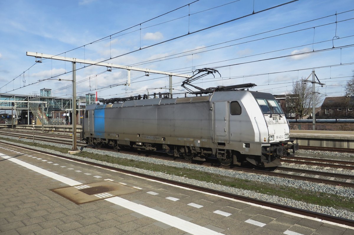 Solo ride for RailPool 186 422 through Boxtel on 24 February 2021.
