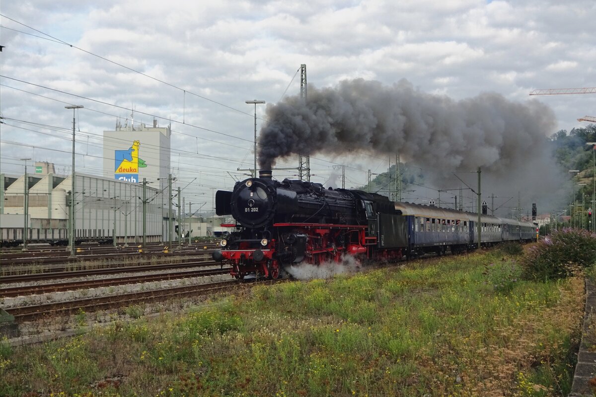 Special train with Lyss-based 01 202 thunders through Plöchingen on 14 September 2019.