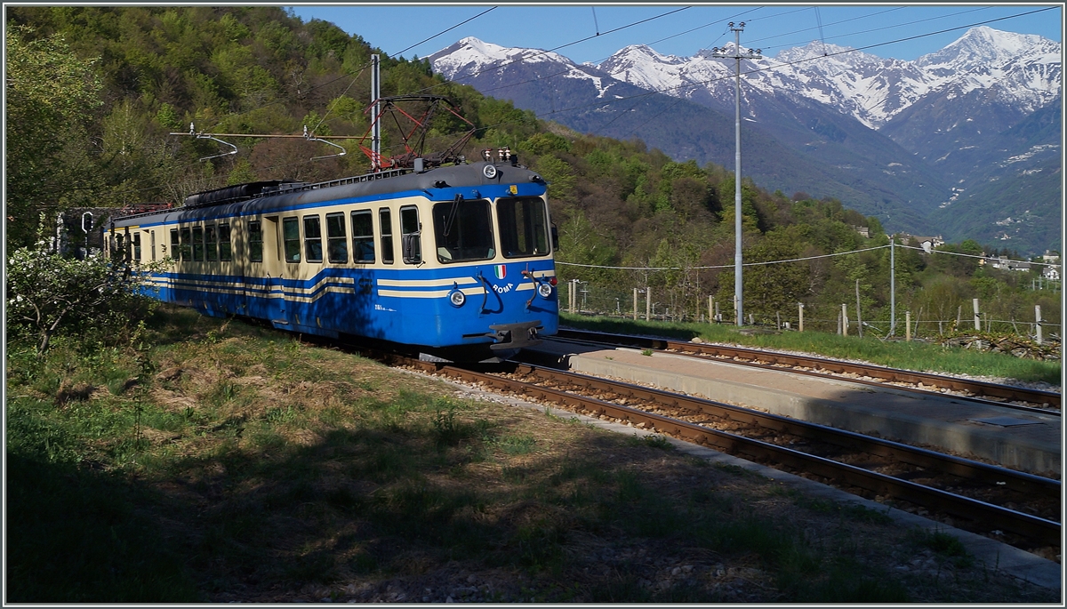 SSIF ABe 8/8 21  Roma  is leaving Verigo. 
15.04.2014