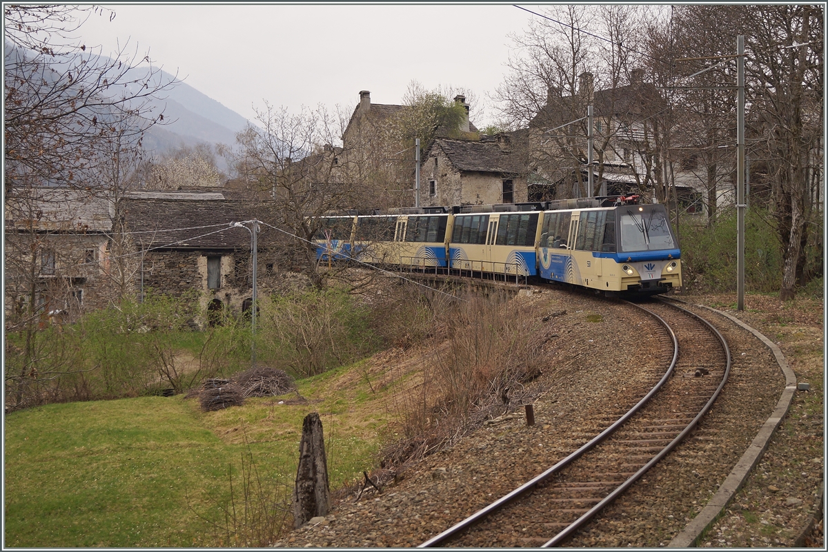 SSIF  Treno Panoramico near Verigo. 03.04.2014