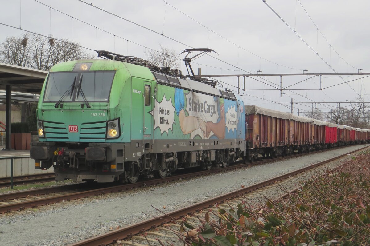 Strong Cargo: 193 368 enters Oss hauling a train of 35 canvas covered open wagons from Poland on 3 February 2023.