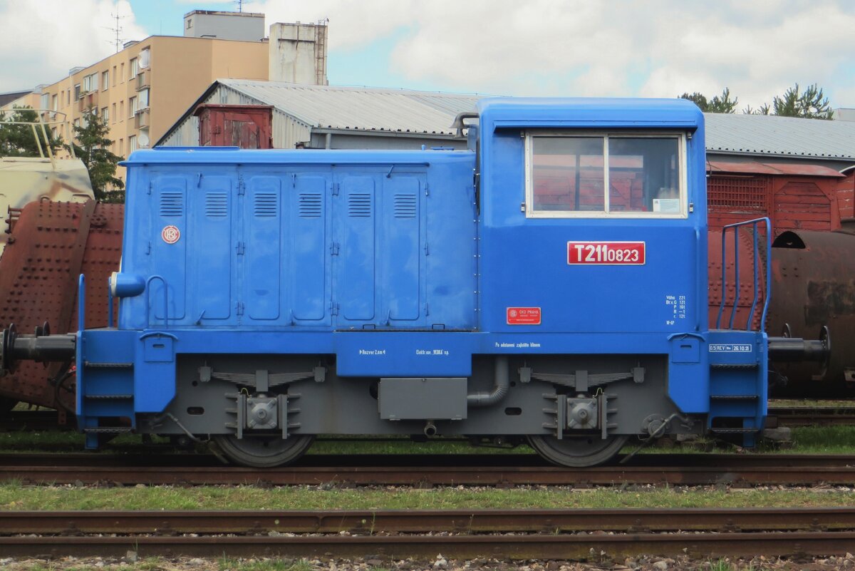 T211 0823 stands in Bratislava-Vychod during the RENDEZ 2022 train festival on 25 June 2022. 