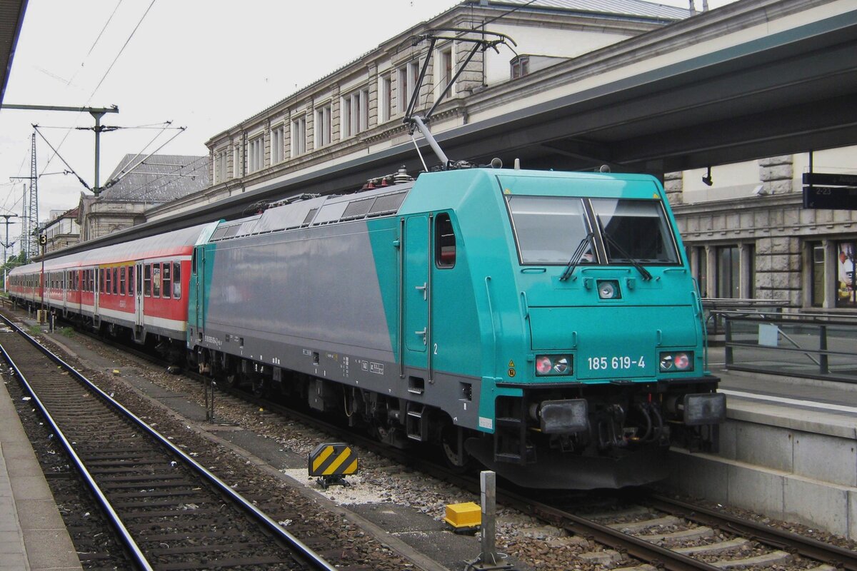 Talented? S-Bahn S-2 calls at Nürnberg Hbf on 2 May 2011 with 185 619 leading -courtesey of the massive delays of Class 442 entering revenue earning service and DB Regio had to fill in the gaps. Ten years after, it was again a Talent EMU design that caused trouble. In 2020 Bombardier put herself to a sad end after horrendous failures of the Talent-3 design, that lead the aircraft builder to sell off the train buidling component. And Alstom, of which many believed to be in the ropes, ended up as the winner when they took over the Bombardier train builder component. 