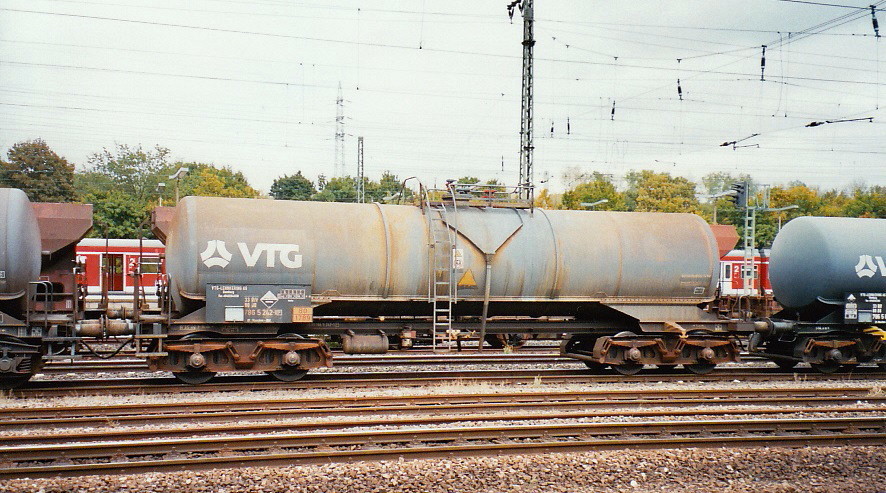 Tank wagon DB VTG in Wiesbaden (D), October 2003 - Nr 786 5 242, Haz. Mat. 80/1789 [wagon citerne, carro cisterna]