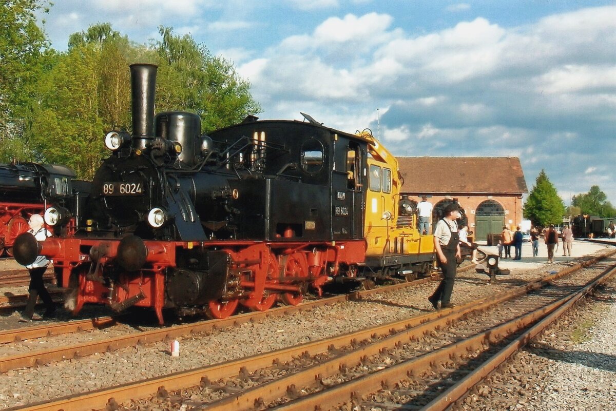 Tender engine 89 6024 stands at the DDM in Neuenmarkt-Wirsberg on 23 May 2010.