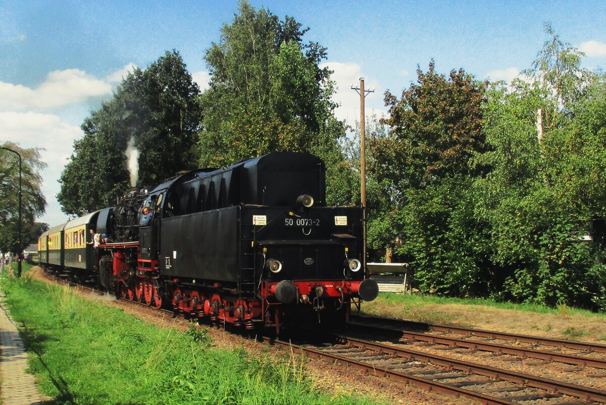 Tender view on 50 0073, entering Beekbergen on 2 September 2018 hauling a VSM steam shuttle from Apeldoorn. 