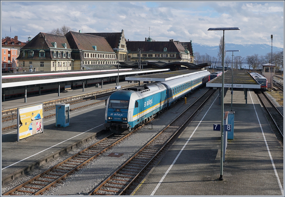 The 223 069 wiht his  Alex  to München in Lindau.
16.03.2018