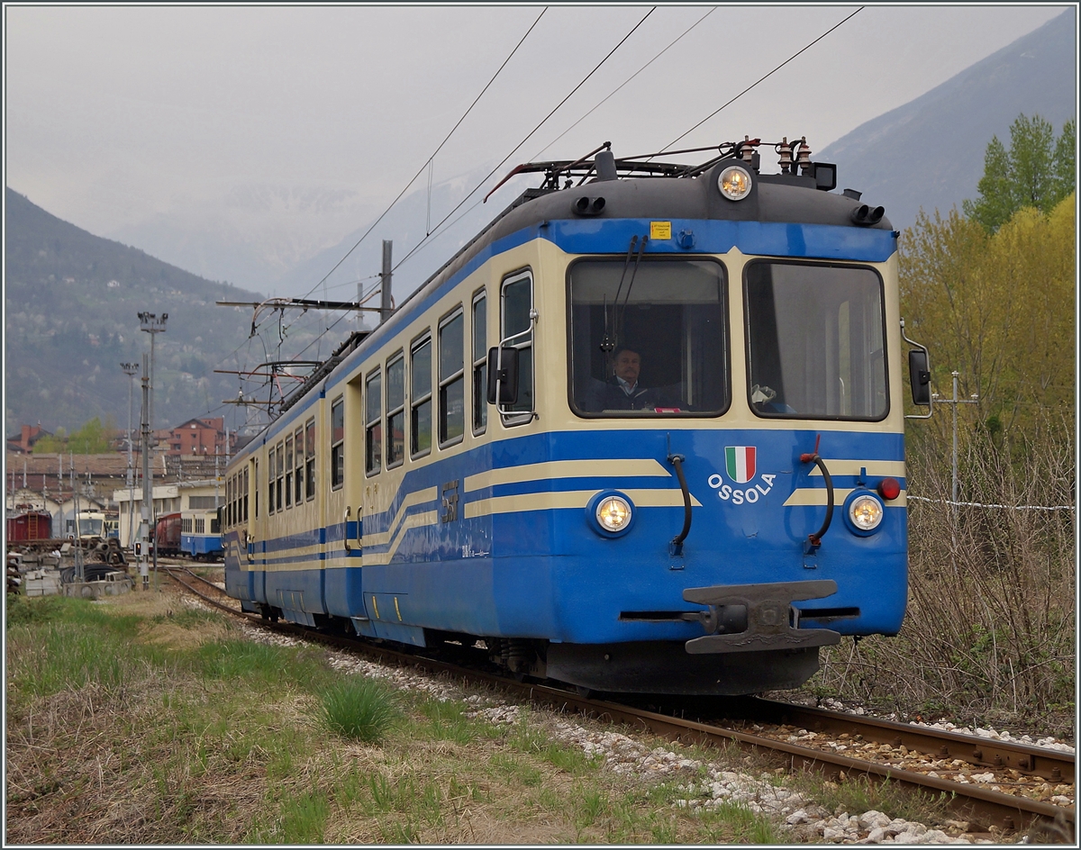 The ABe 8/8 23  Ossola  by Domodossola.
03.04.2014