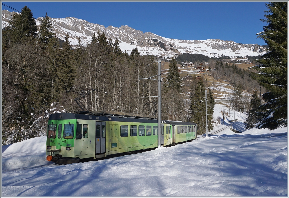 The ASD BDe 4/4 403 with his Bt 431 by Vers l'Eglise on the way to Les Diablerets.

25.01.2022