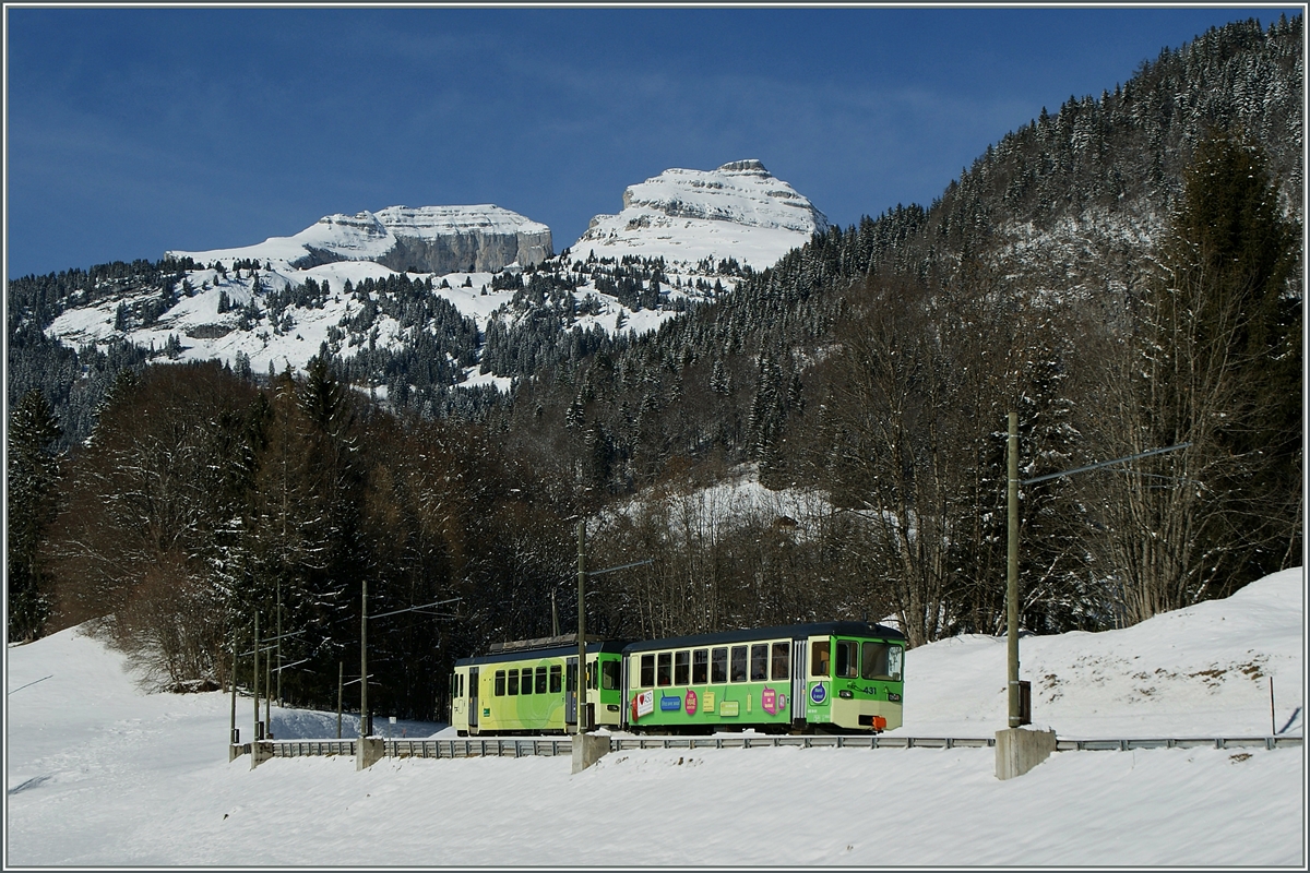 The ASD local train 434 from Aigle to Les Diablerets near Les Sepey. 
25.01.2014