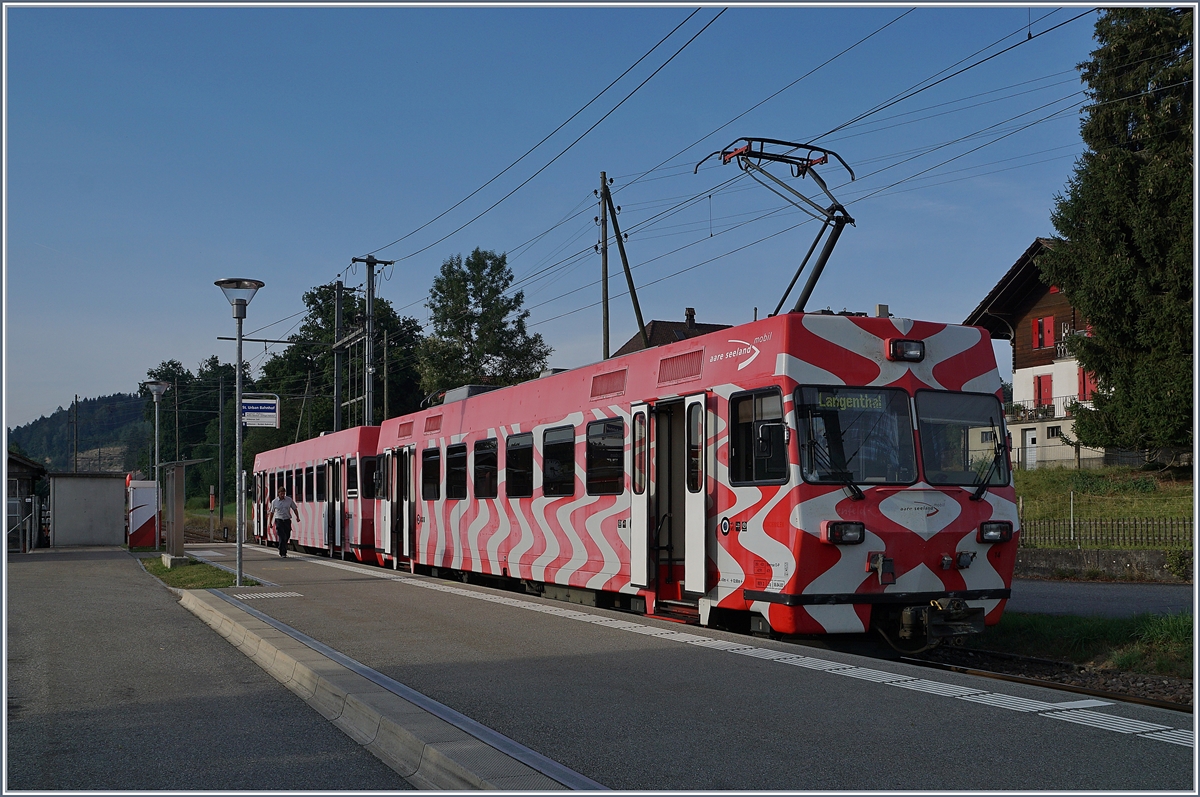 The asm Be 4/4 14 (ex FW) with his Bt (1)12 in St. Urban Ziegelei.

10.08.2020