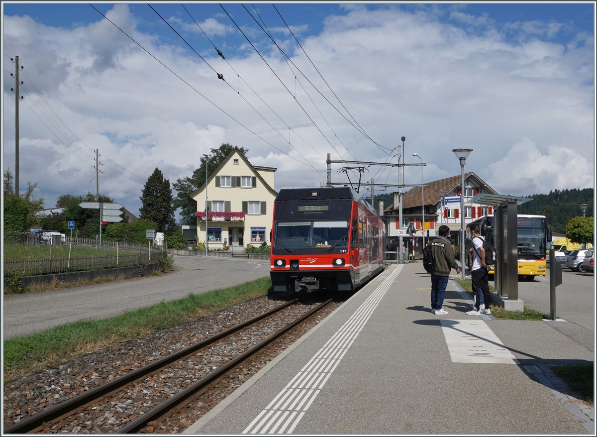 The ASM GTW Be 2/6 511 comming from Langenthal in St.Urban.

11.09.2021