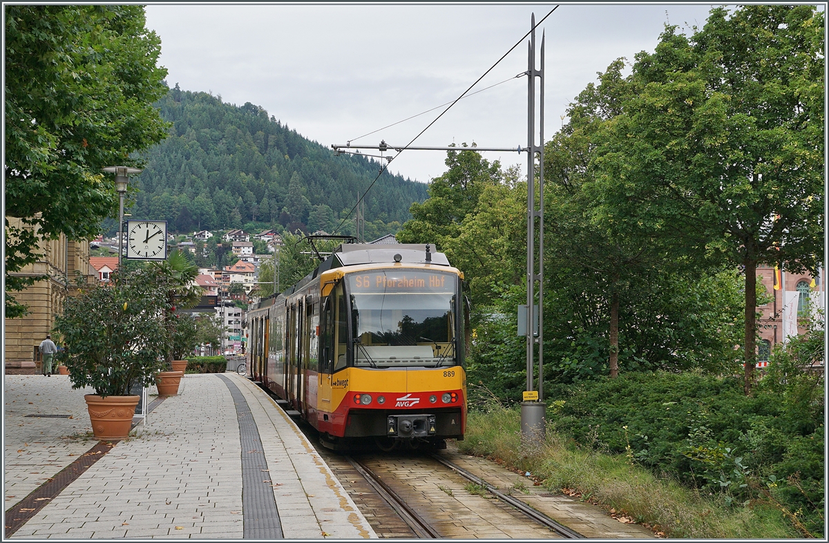 The AVG 450 889 in Bad Wildbad Kurpark.

15.09.2021