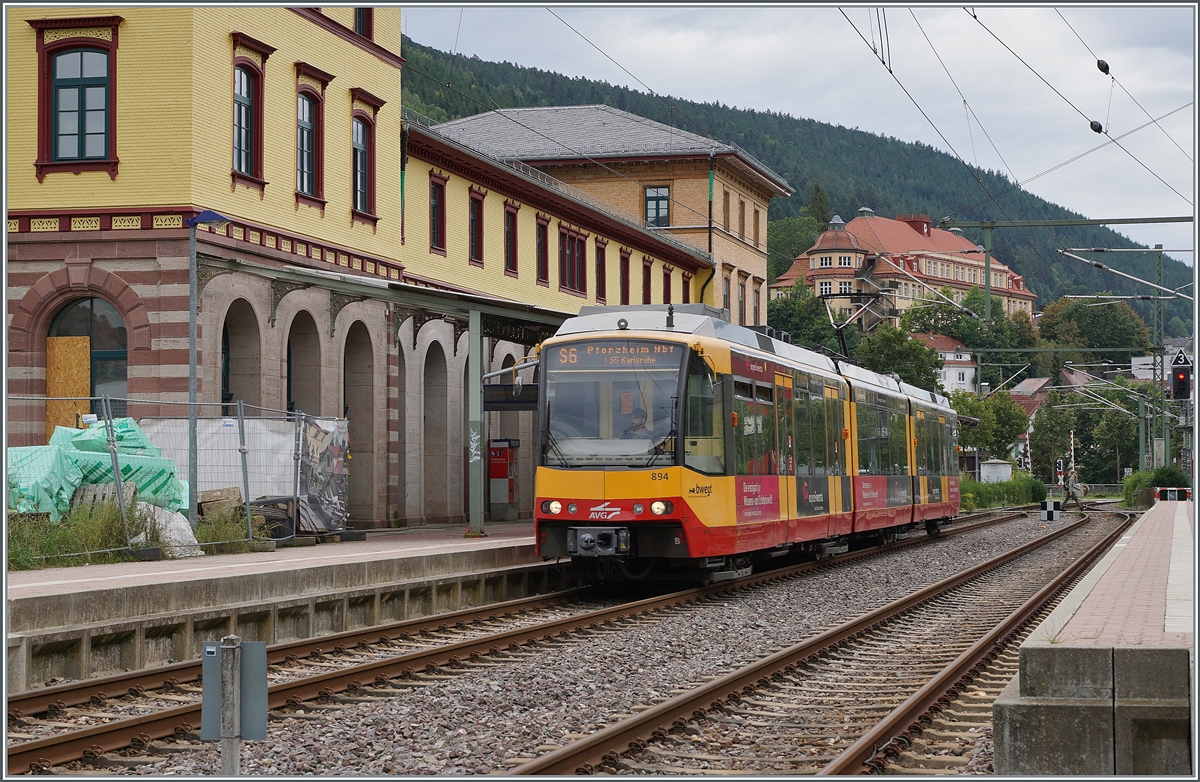 The AVG 450 894 on the way to Pforzheim in Bad Wildbad Bf.

15.09.2021