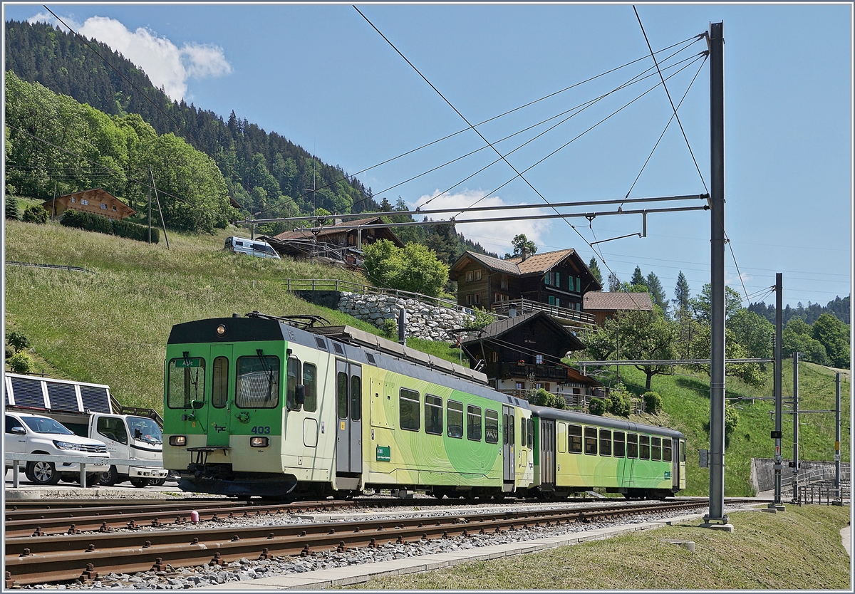 The BDe 4/4 403 and the Bt 431 (ex BLT) in Le Sépey.

29.05.2020

