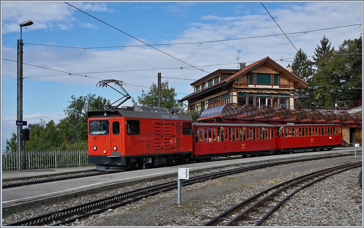 The Belle Epoque train by hs stop in Glion.
16.09.2017