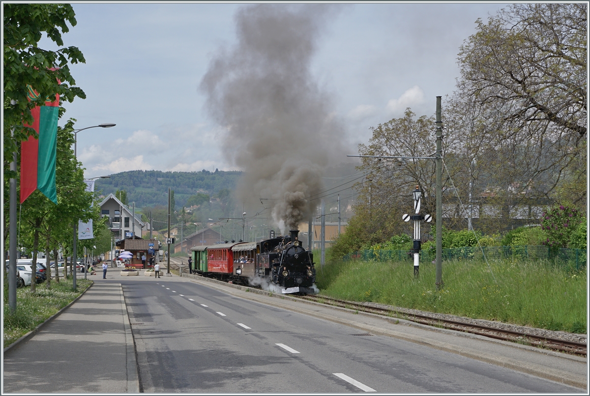 The BFD HG 3/4 N° 3 leaving wiht his service to Chaulin the Blonay Station.

06.05.2023
