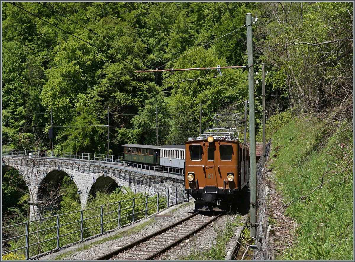 The Blonay-Chamby Bernina Bahn Ge 4/4 N° 81 on the Baye of Clarens Viaduct on the way to Chamby. 

23.05.2021