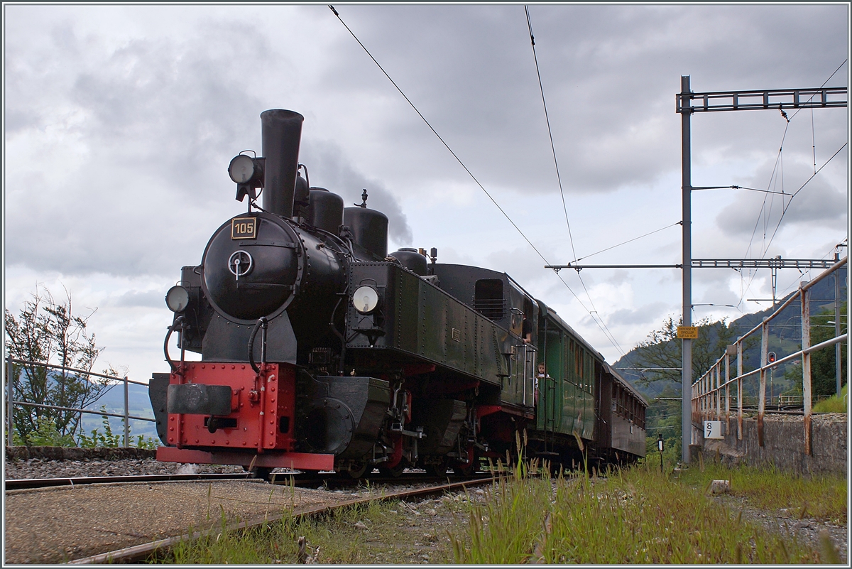 The Blonay-Chamby G 2x 2/2 105 wiht his service is leaving from Chamby.

22.08.2021