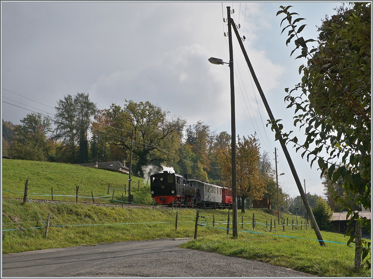 The Blonay-Chamby G 2x 2/2 105 on the way to Blonay by Cornaux.

18.10.2020