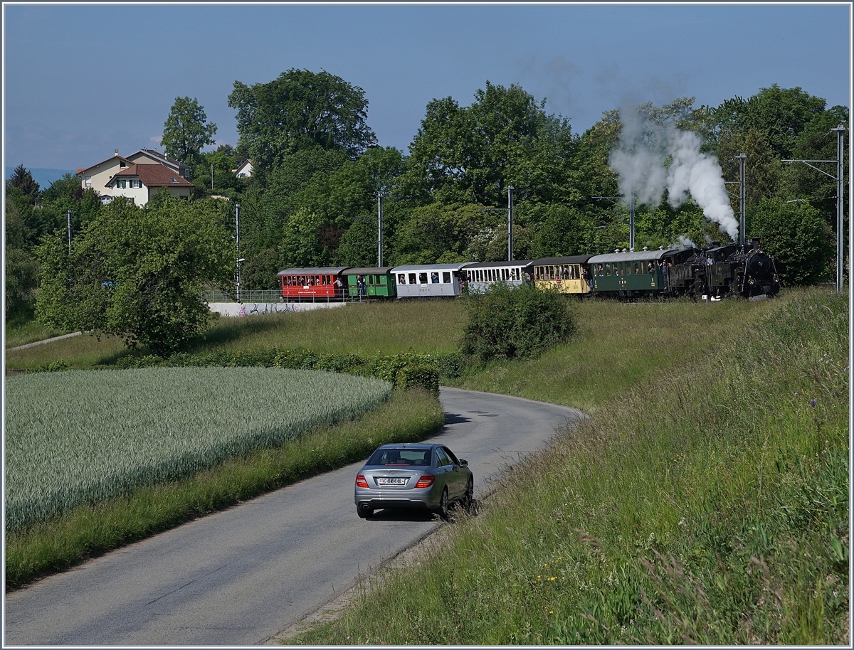 The Blonay Chamby Mega Steam Festival 2018: The Blonay-Chamby BFD HG 3/4 N° 3 an FO HG 3/4 N° 4 by Château d'Hauteville. 20.05.2018
