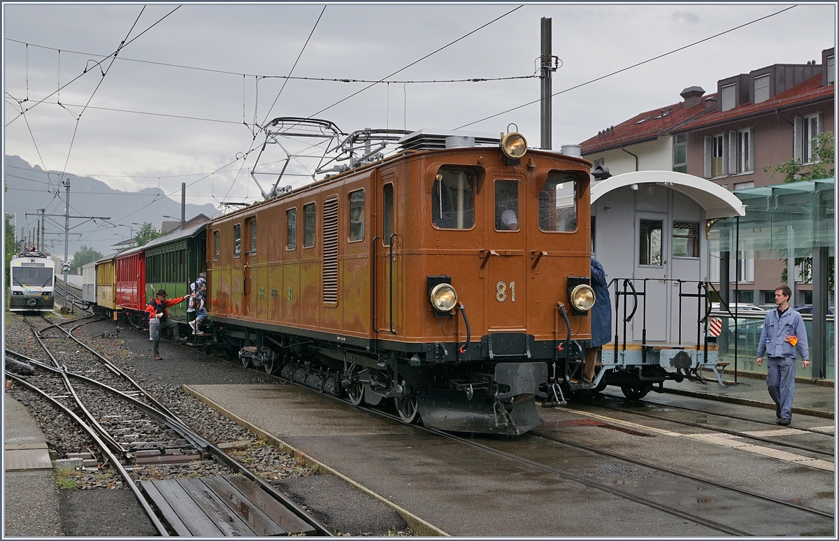 The Blonay Chamby RhB Bernina Bahn Ge 4/4 81 in Blonay. 

09.06.2019