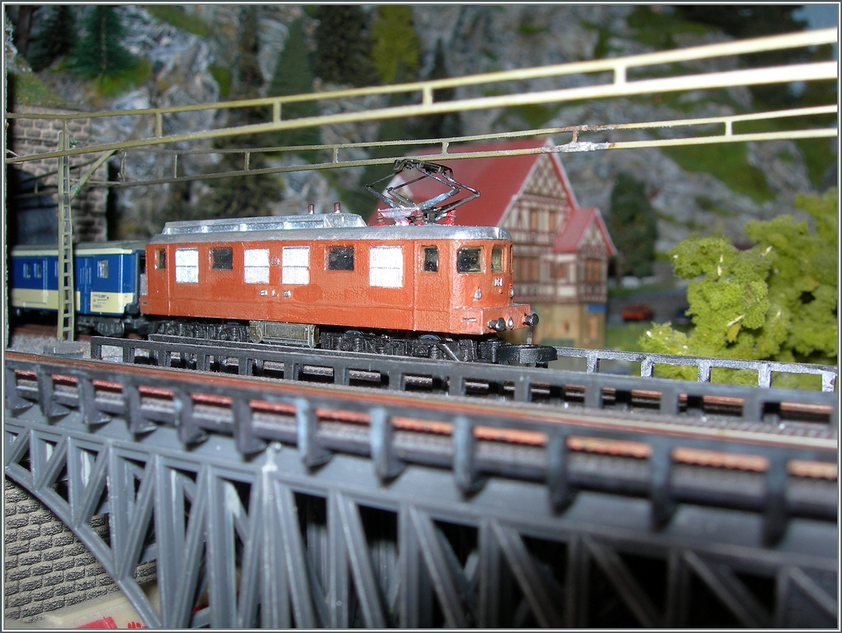 The BLS Ae 4/4 251 in Z Gauge.
15.06.2016  