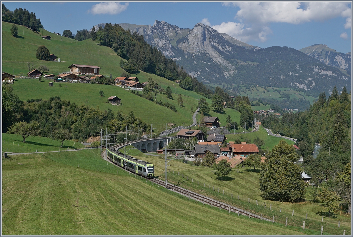 The BLS RABe 535 116 on the way from Bern to Zweisimmen by Garstatt.

18.09.2020