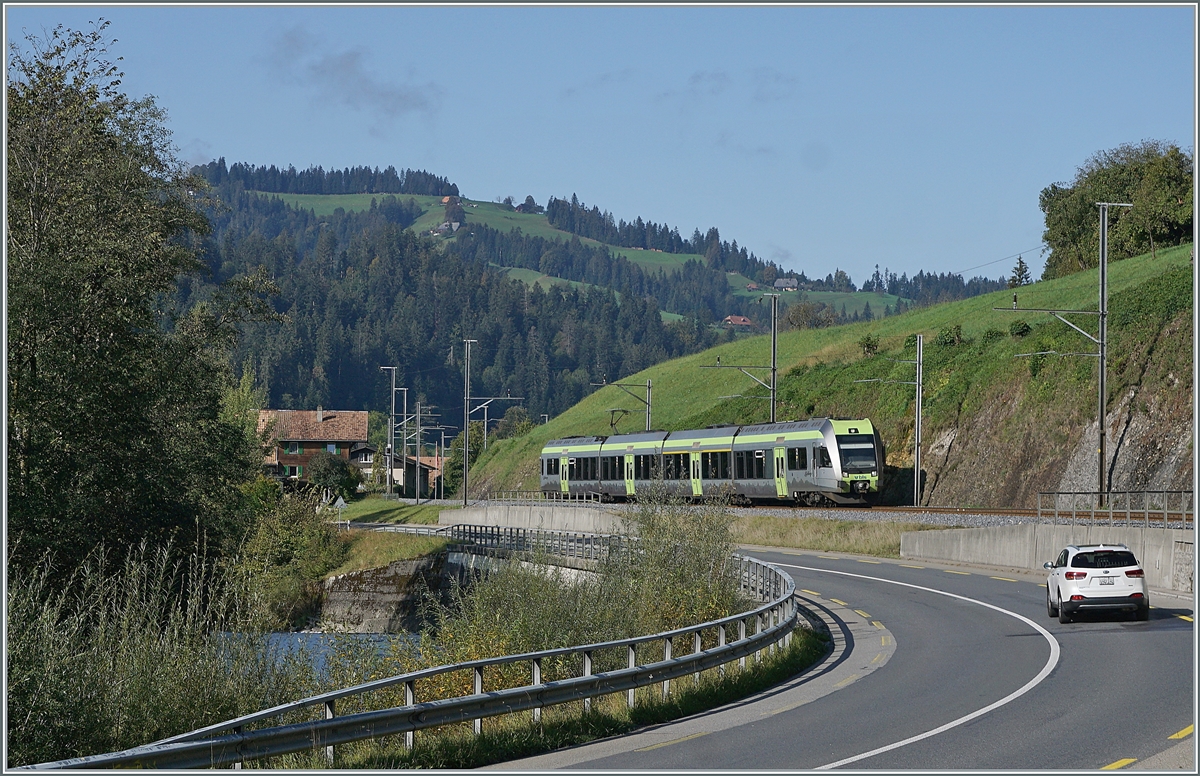 The BLS RABe 535 119  Lötschberger  on the way to Luzern by Trubschachen. 

30.09.2020