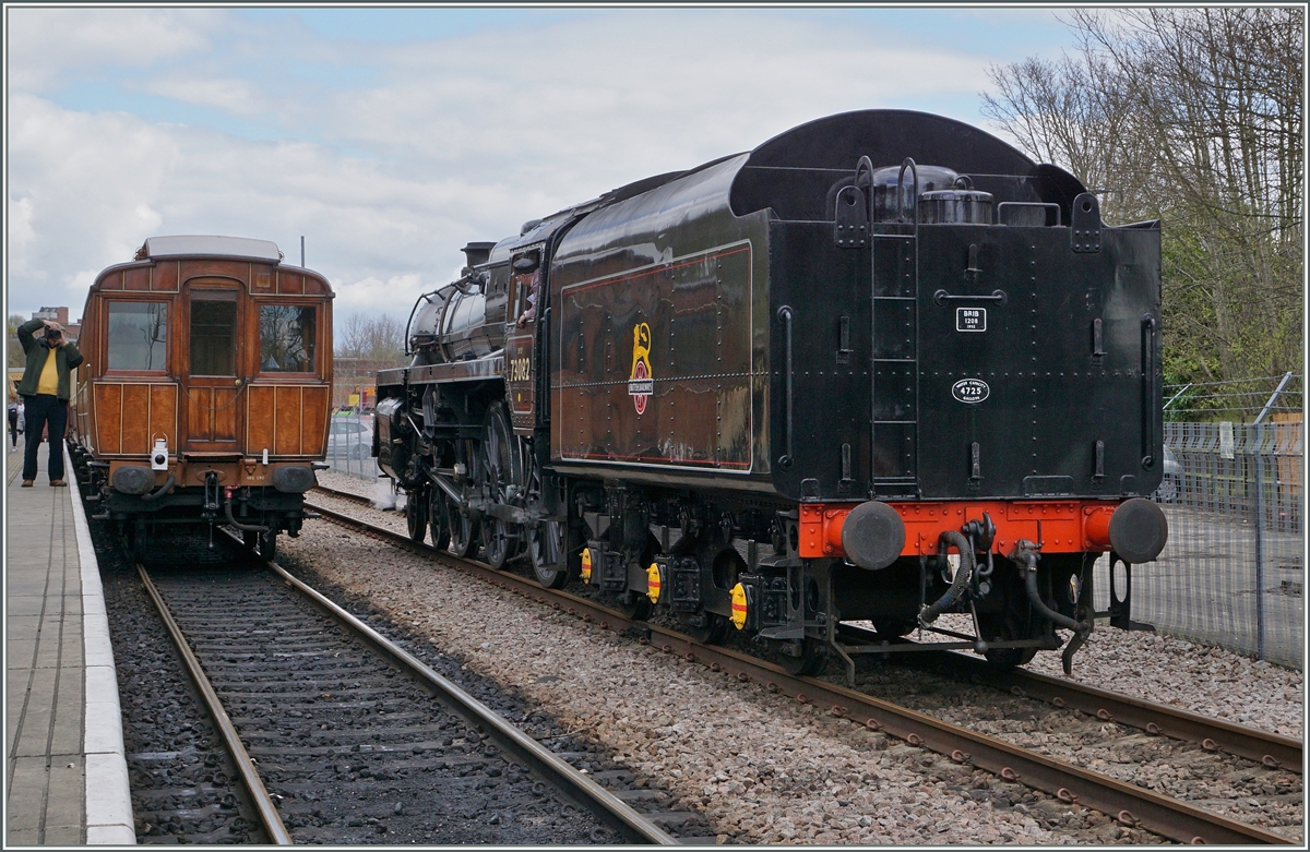 The  Bluebell  73 082 in East Grinstead.
23.04.2016
