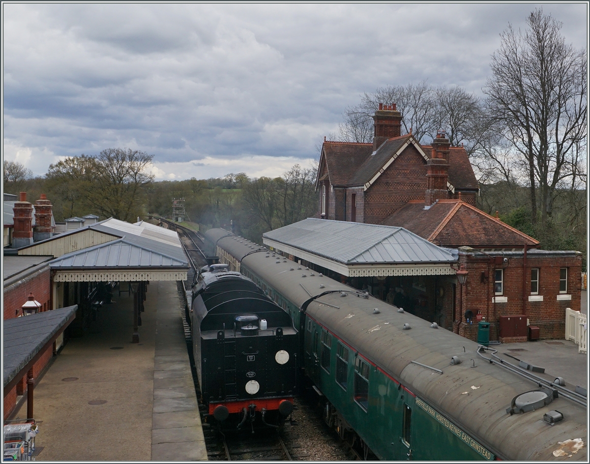 The Bluebell Railway 73082 in Sheffield Park.
23.04.2016