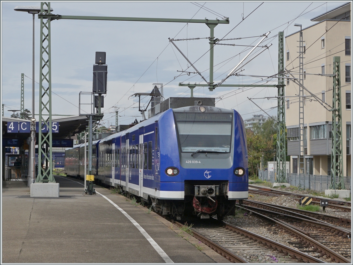 The BOB 426 039-4 in Friederichshafen Stadtbahnhof.

14.09.2022