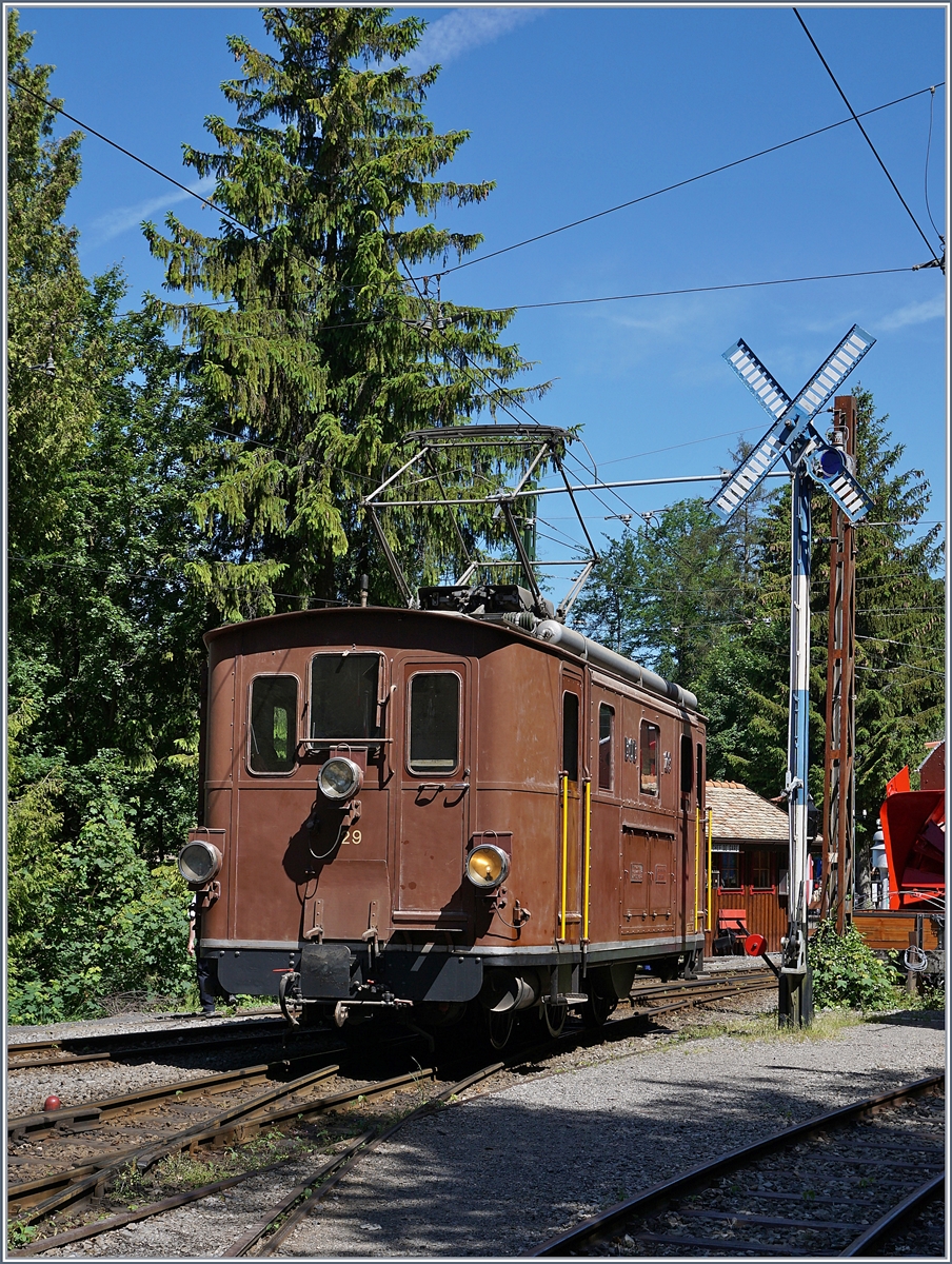 The BOB HGe 3/3 29 in Chaulin.

08.06.2019