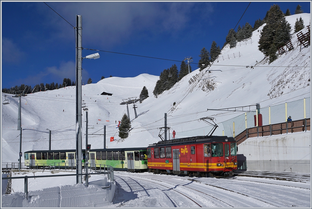 The BVB BDeh 4/4 82 on the Col-de-Bretaye Station.

05.03.2019
