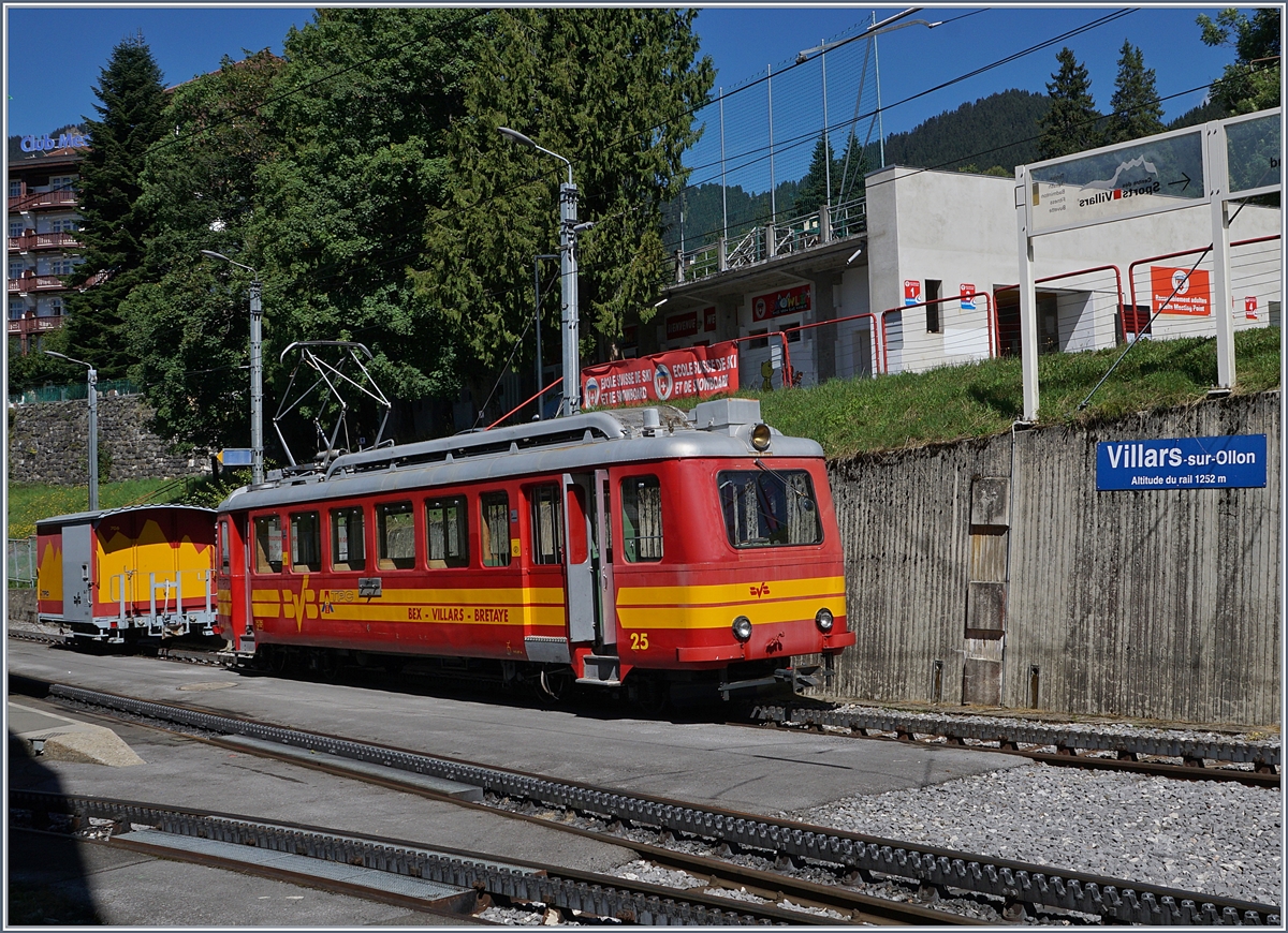 The BVB Beh 2/4 25 in Villars sur Ollon.
05.09.2017