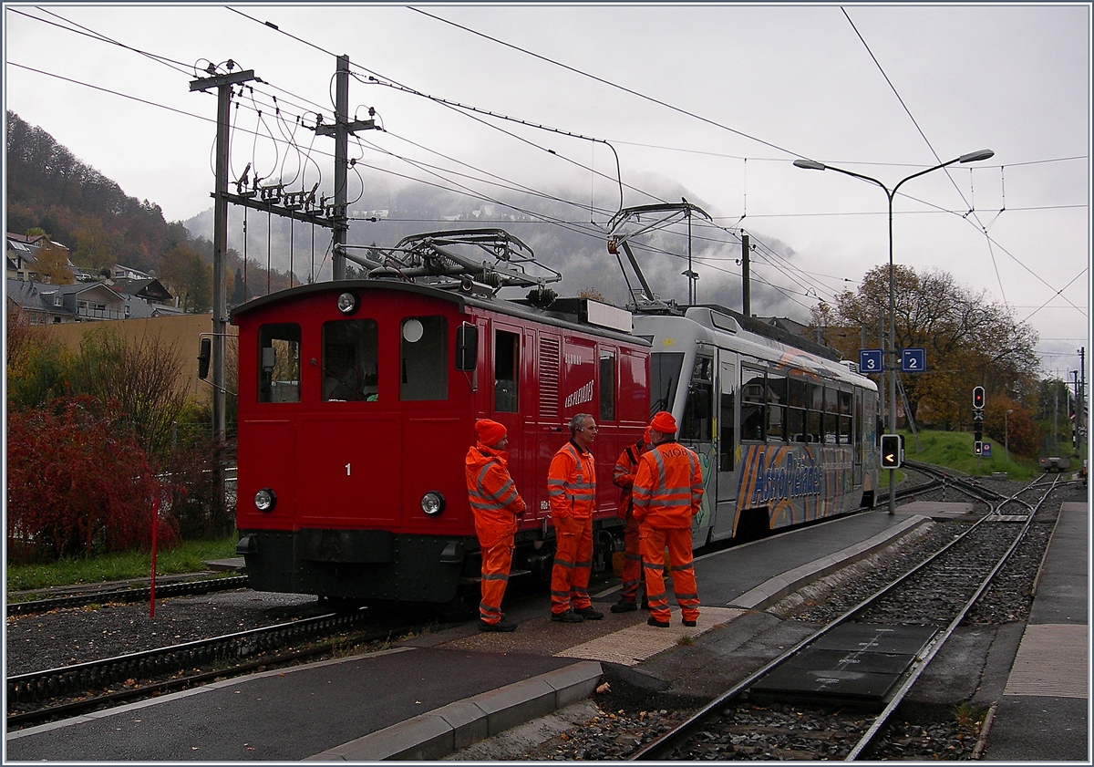 The CEV HGe 2/2 N° 1 and the CEV Beh 2/4 72 in Blonay.
08.11.2017