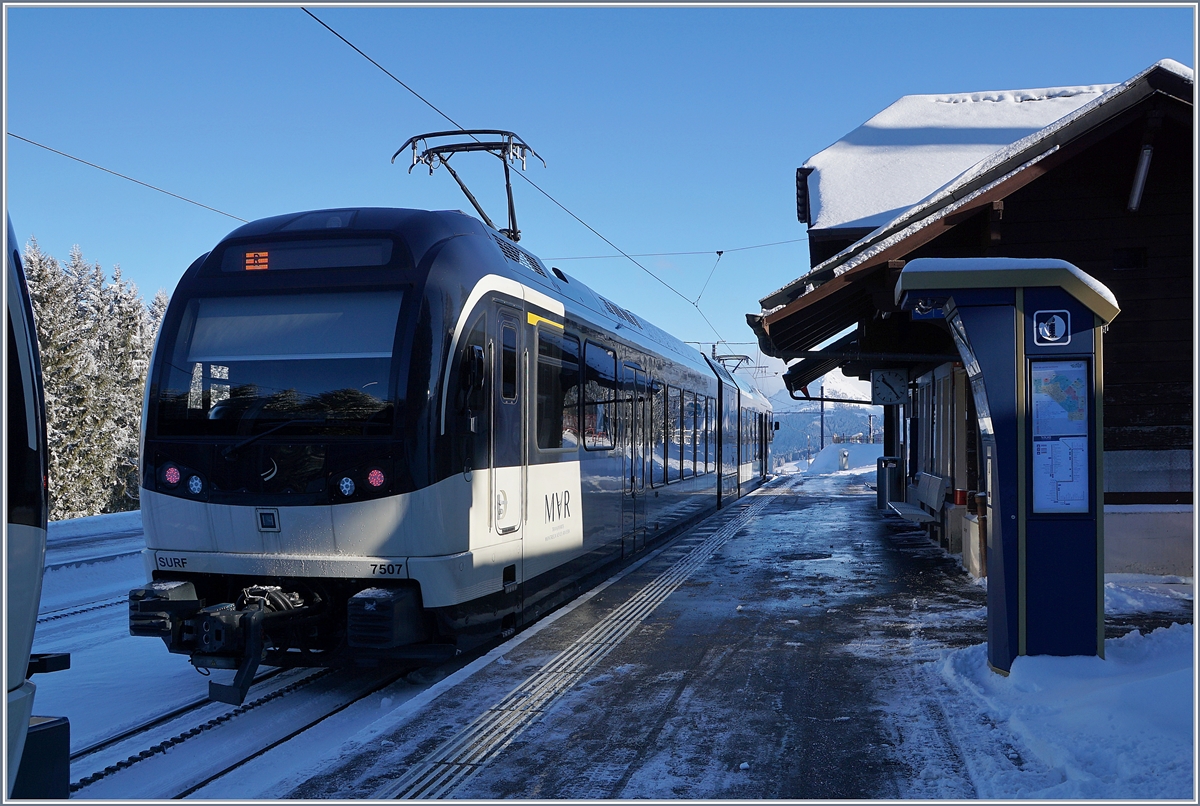 The CEV MVR ABeh 2/6 7507 on the Les Pléiades Station. 

10.01.2019
