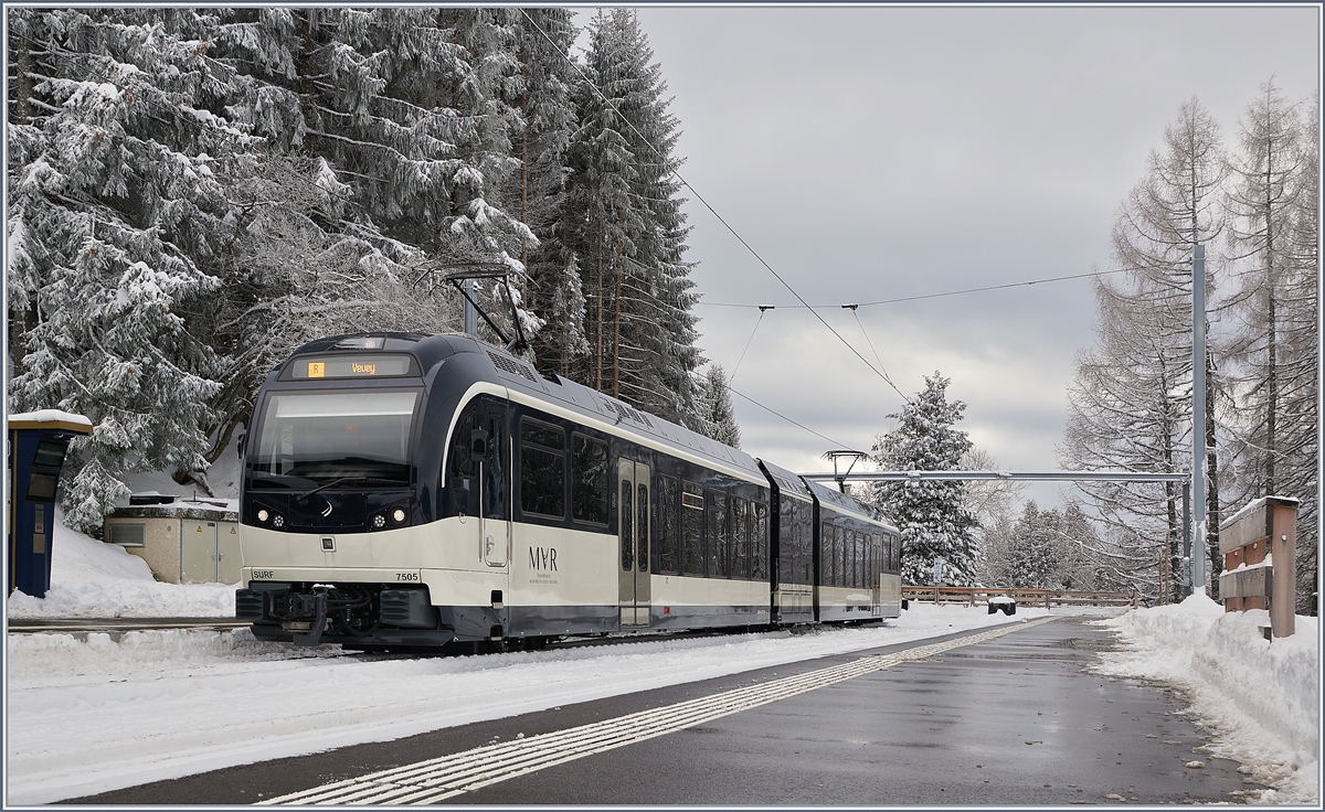 The CEV MVR ABeh 2/6 7505 is ready at Les Pléiades train station for the return journey to Vevey.

January 28, 2019