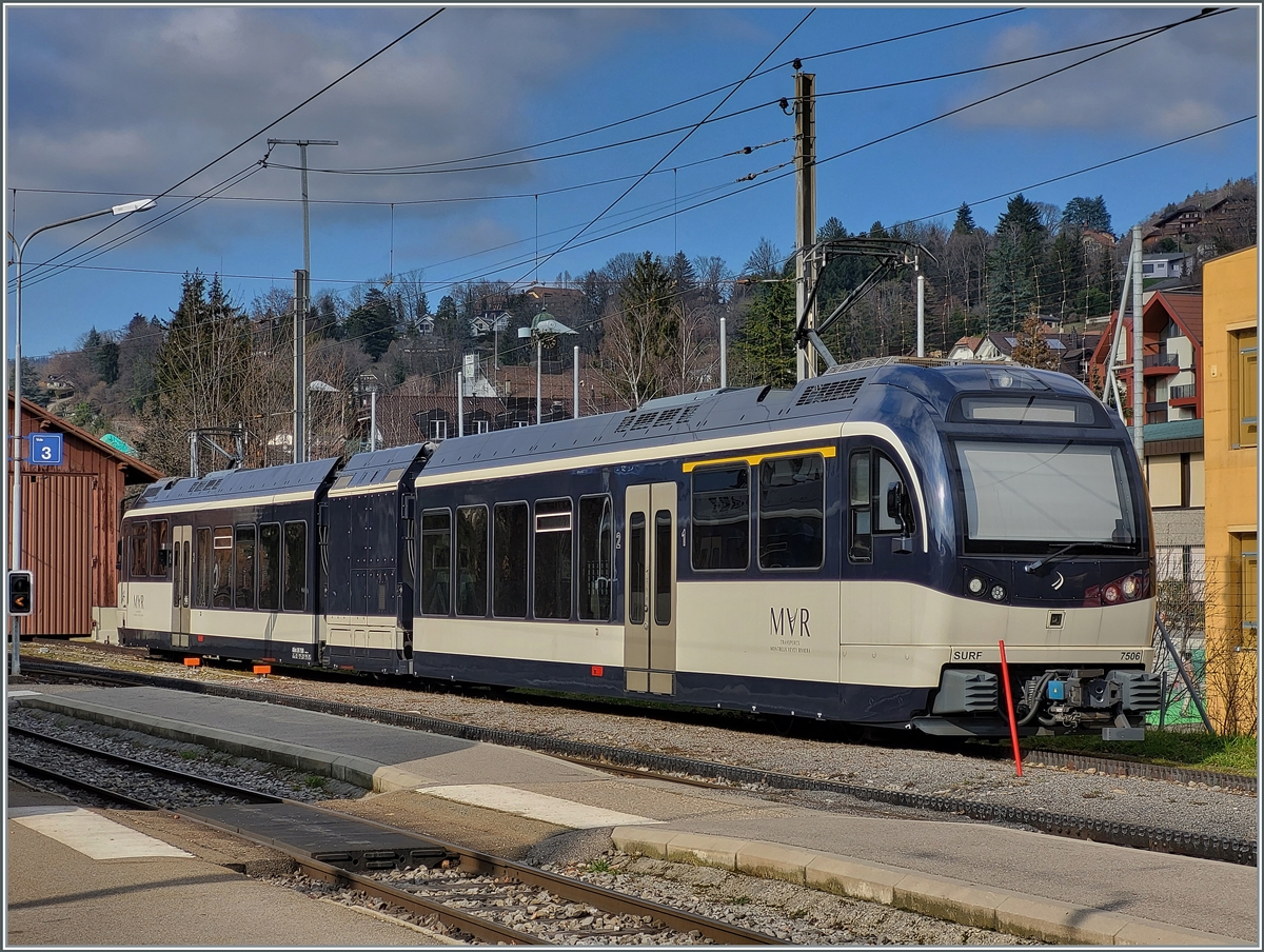 The CEV MVR ABeh 2/6 7506 is parked at the Blonay Station. 

17.02.2024