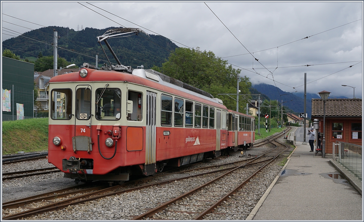 The CEV MVR BDeh 2/4 74 in Blonay by the Blonay Chamby Railway.
17.09.2016