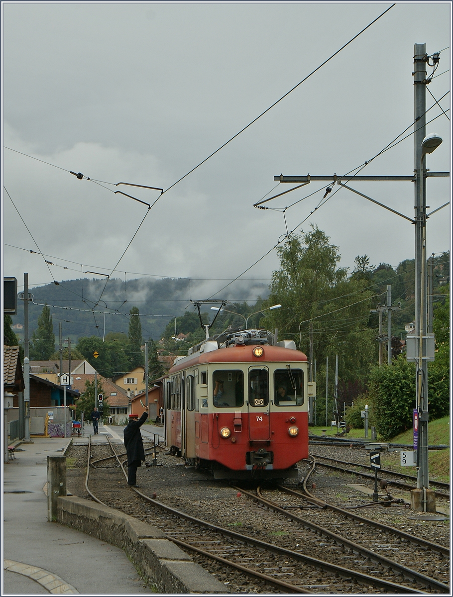 The CEV MVR BDeh 2/4 74 in Blonay by the Blonay-Chamby Railway.
17.09.2016