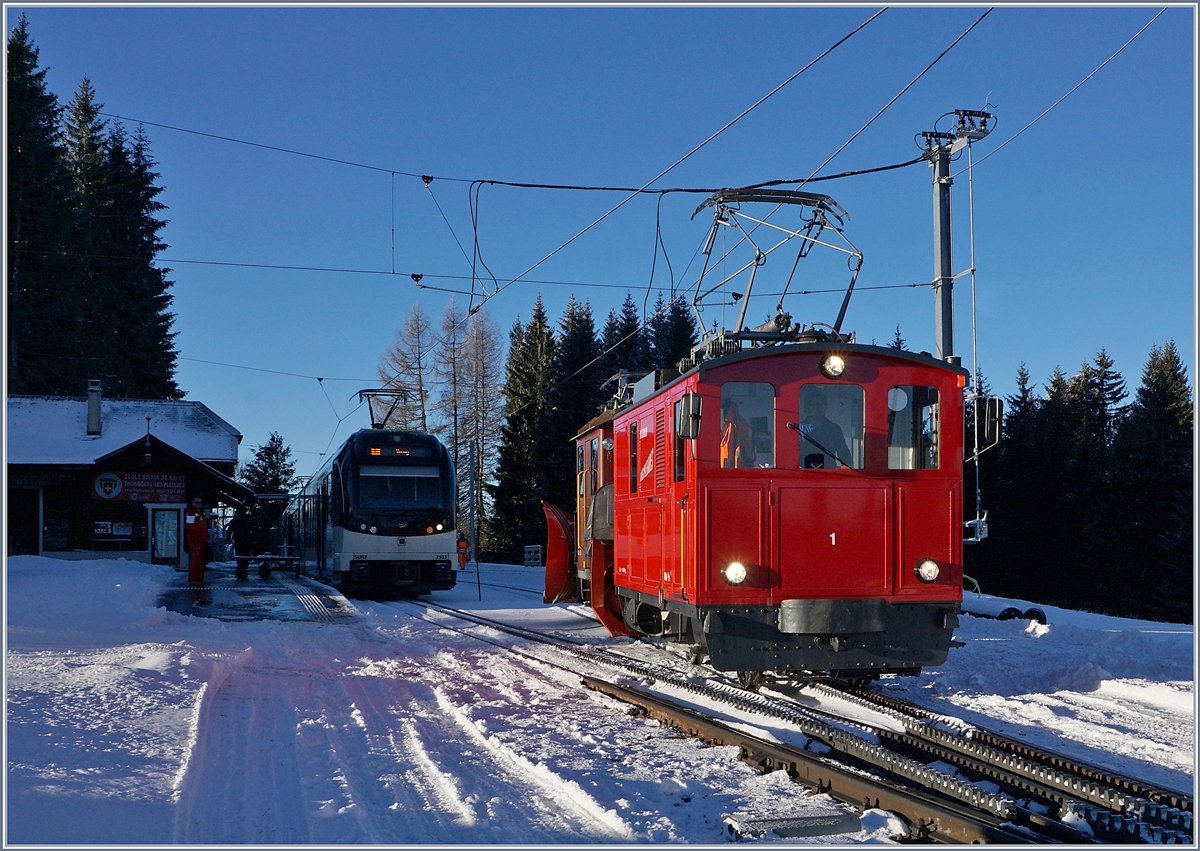 The CEV MVR HGe 2/2 n° 1 in Les Pleiades on the way to Blonay.
10.01.2019 