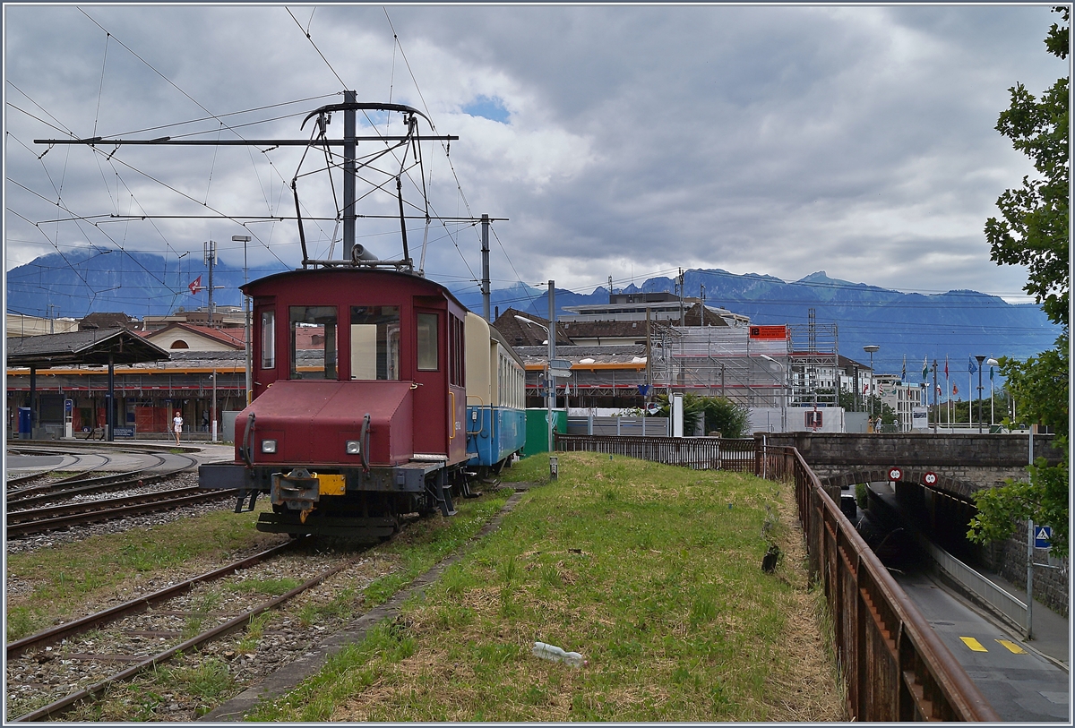 The CEV Te 2/2 82 in Vevey. 

06.07.2020
