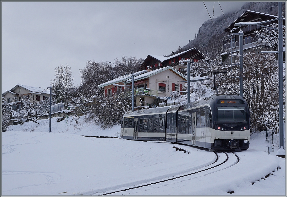 The CEV/MVR ABeh 2/6 7506 on the way to the Les Pléideas in Blonay.

25.01.2021