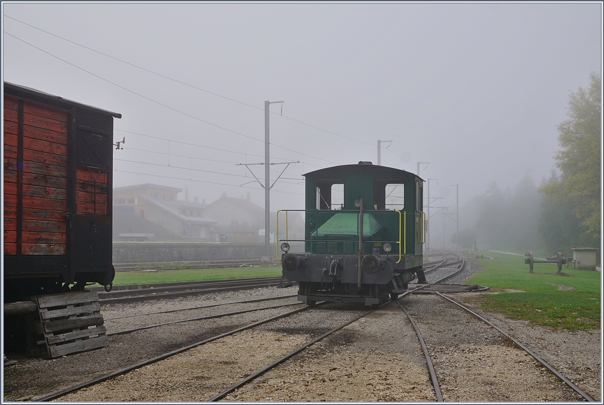 The CTVJ Tm I 102 (91 85 5230 320-4) in Le Pont.
28.08.2018