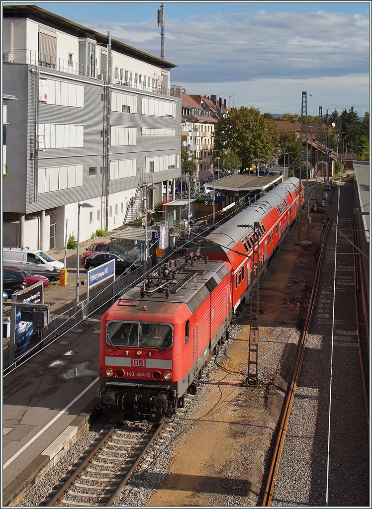 The DB 143 364-8 wiht a RB to Seebrugg in Freibung i.B.
14.9.2015 