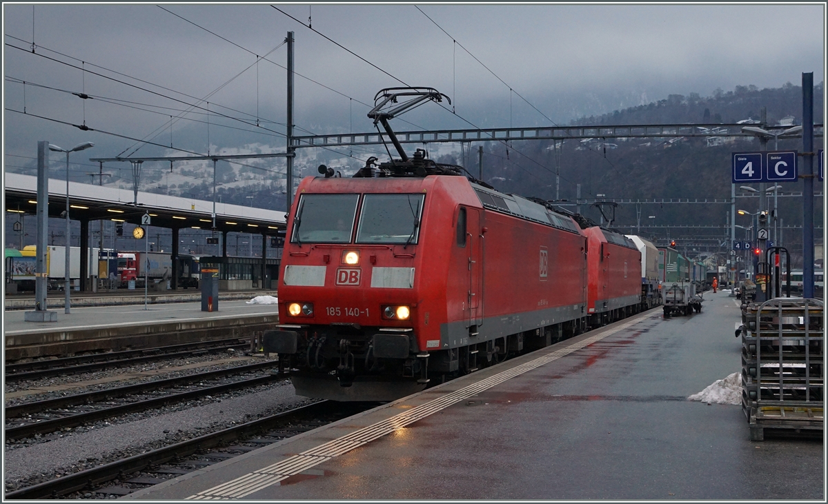 The DB 185 140-1 and an other one in Brig.
19.02.2016