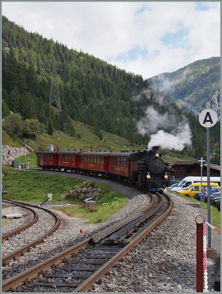 The DFB HG3/4 N° is arriving at Oberwald.
16.08.2014