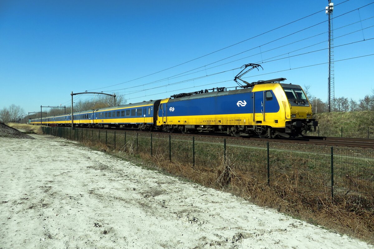 The digits have shrunk on 186 039, seen here at Tilburg-Reeshof on 8 March 2022.
